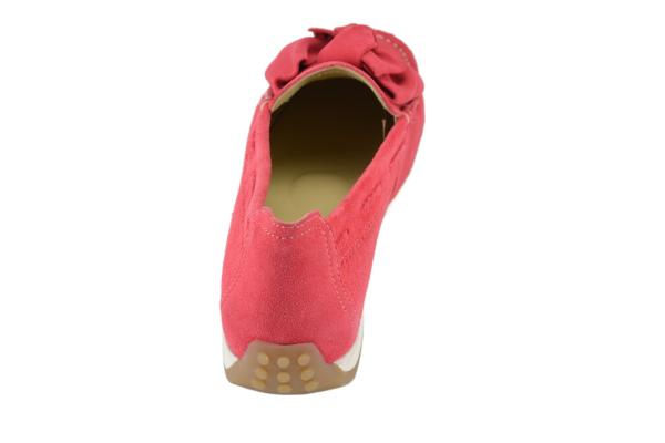 ara Slipper