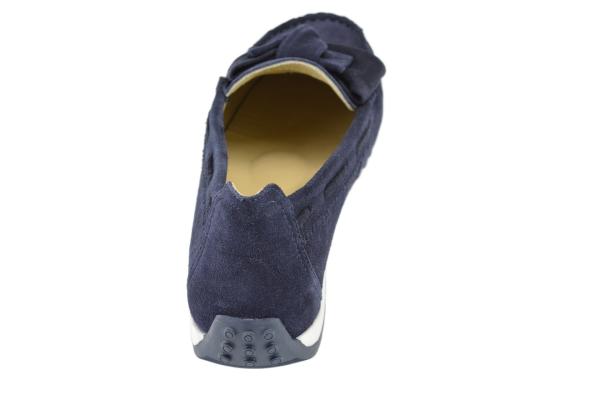 ara Slipper